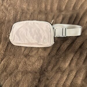 Lululemon SilverBelt Bag